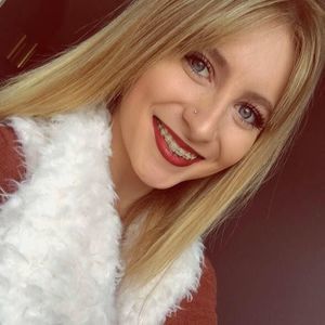 Meet your Posher, Katelyn